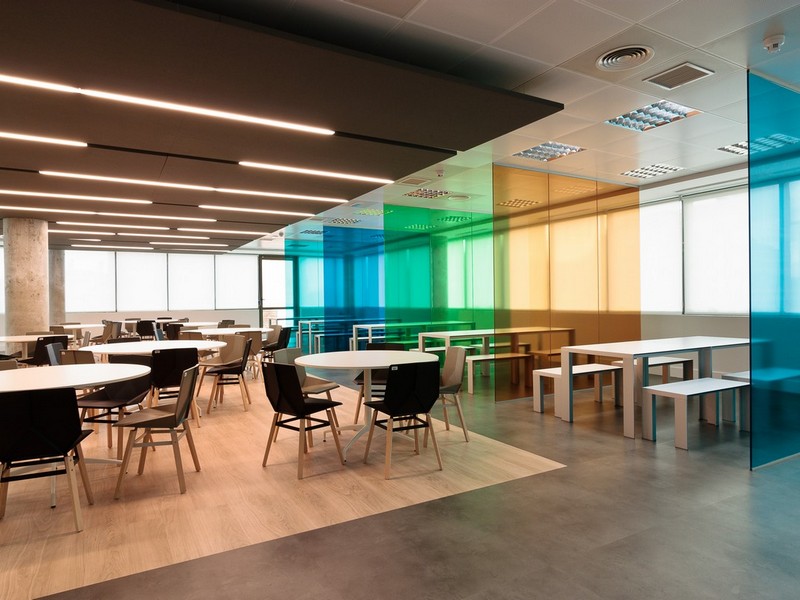 Aegis Media, foto principal